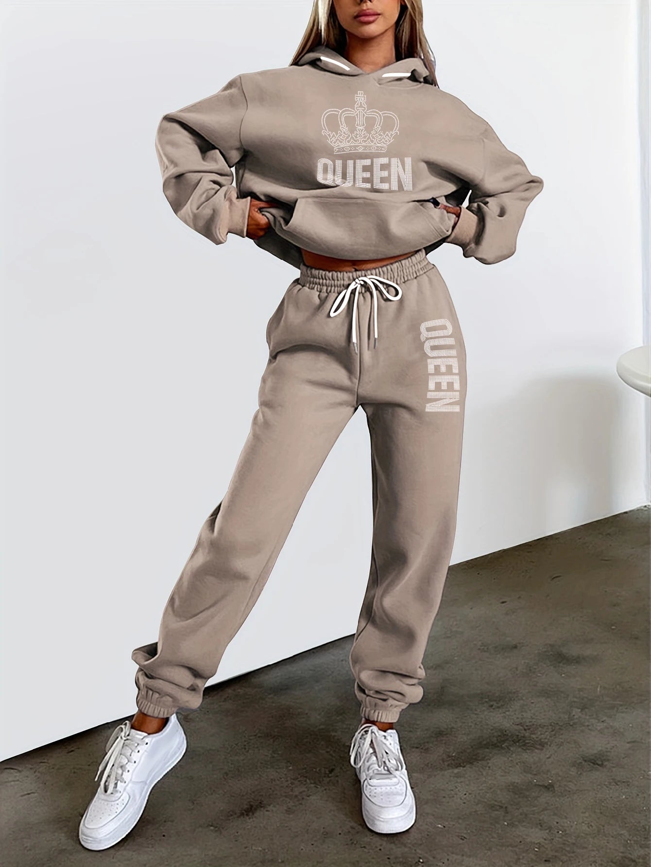 Queen's Big Crown Printed Hoodie Sets for women Street Hip Hop Clothing Casual Female 2pcs Clothing Plush sweatshirt Y2K Youthful