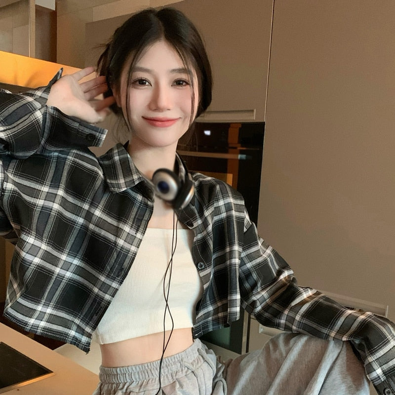 Women's Casual Plaid Turn-down Collar Shirts Fall/Spring Girly Long Sleeve Loose Fit Versatile Cropped Blouse