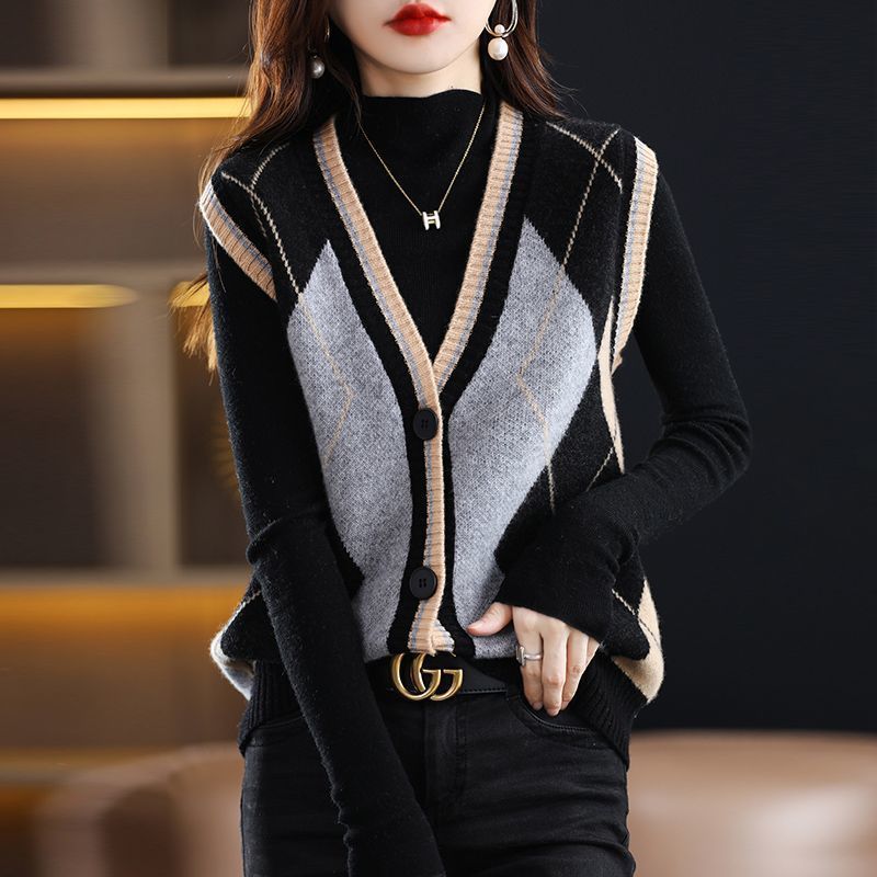 Women's New Casual Fashionable Knitted Vest Spring and Autumn Sweater Outerwear