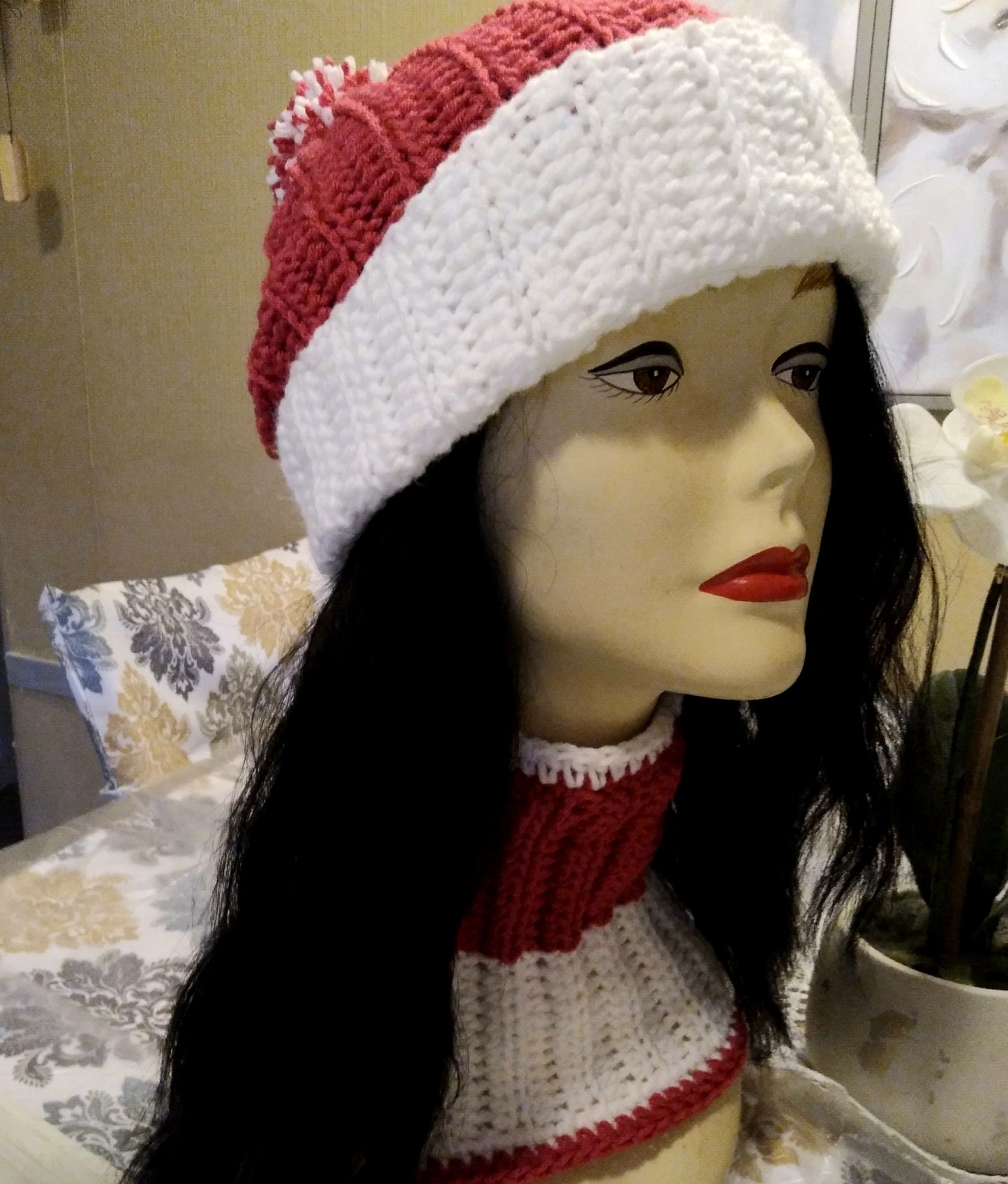 Soft hat and scarf set.