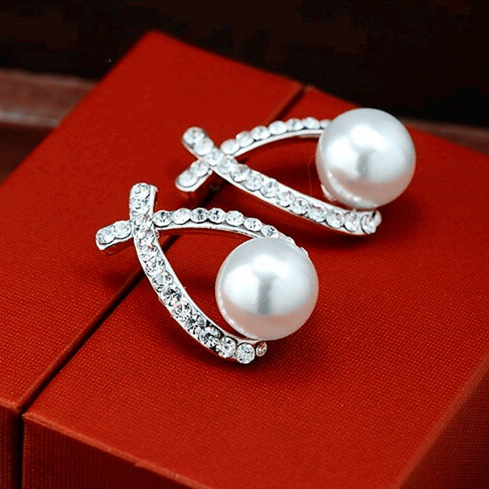 Women Elegant Gold Silver Pearl Earrings