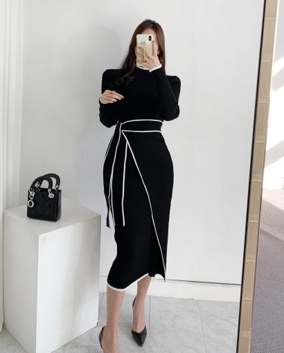 Woman Elegant Vintage Dress with Belt